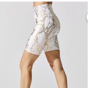 NWOT Carbon38 Metallic Snake Biker Short